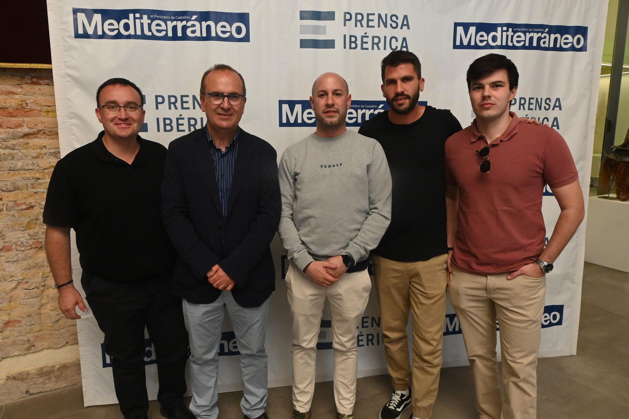 Las imágenes de la primera jornada de la Bodeguilla de 'Mediterráneo' en las fiestas de Sant Pasqual de Vila-real