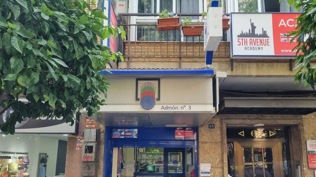 Administración de Lotería Número 3 de Torrent .