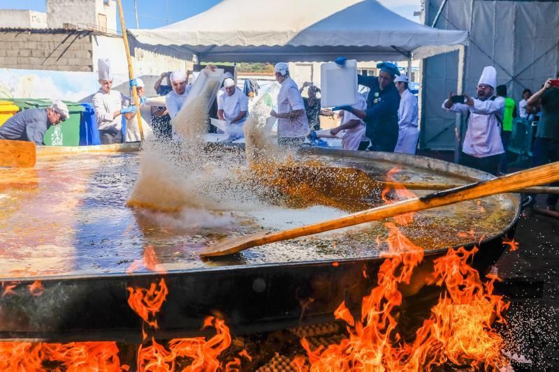 Macropaella popular en Fontanales