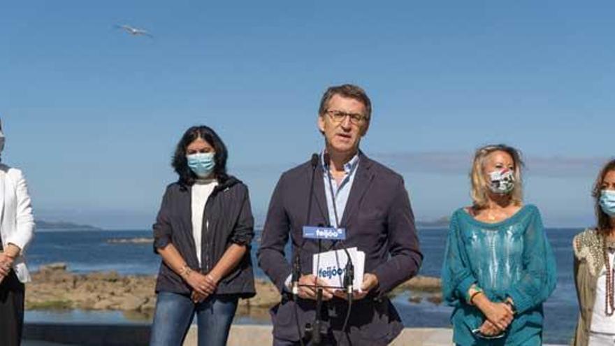 Feijóo ofrece "gestión y sentidiño" y avisa de la "pandemia económica"