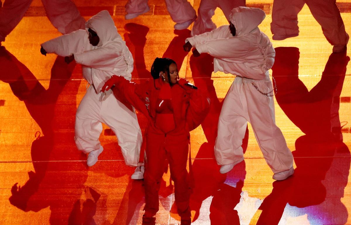La actuación de Rihanna en la Super Bowl 2023, en imágenes
