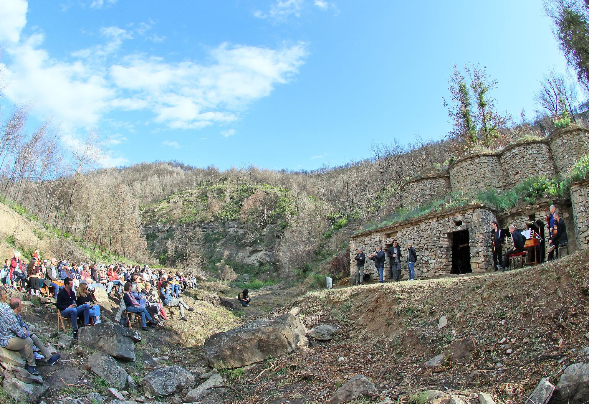 Les millors fotos de l'homenatge als pagesos del bosc a les tines de la Vall del Flequer del Pont