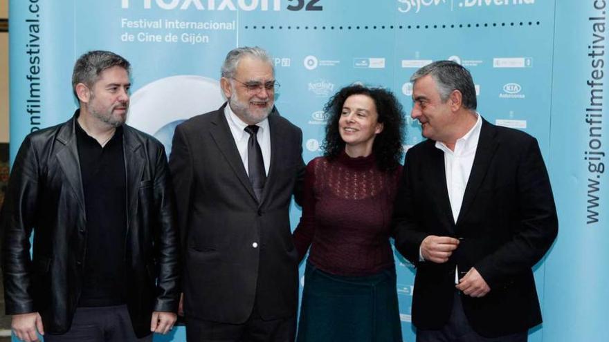 Por la izquierda, Nacho Carballo, Iván Trujillo, Carmen Comadrán y Alfonso del Río, ayer.