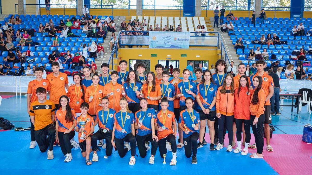La Federación de Taekwondo de la Comunidad Valenciana se proclamó campeona del XX Open Internacional de Taekwondo de ‘Ciudad de Benicàssim’ .