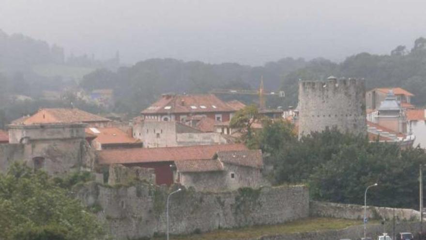 El parking del Sablón, en Llanes.