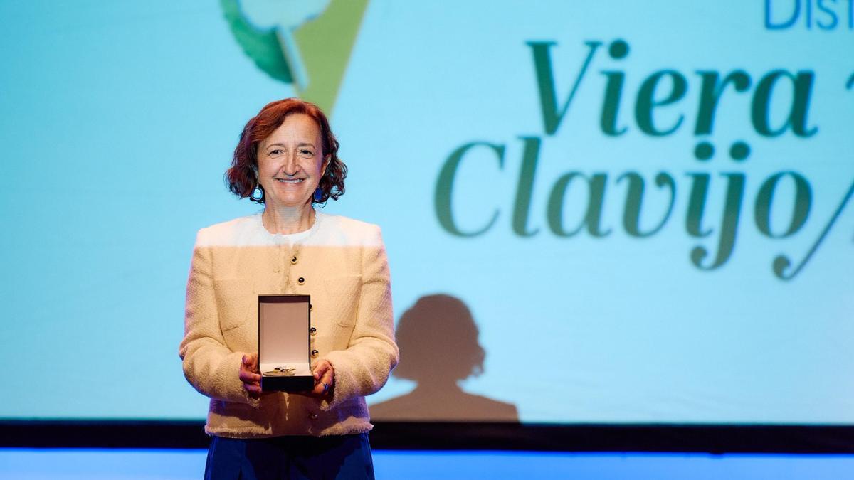 Natalia Fajardo, docente y directora del IES Marina Cebrián durante 20 años, ya jubilada.