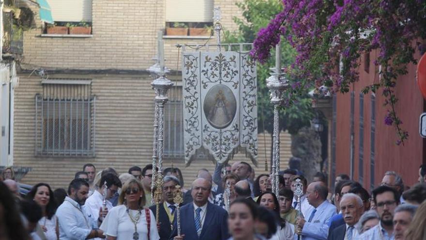 El antiguo Simpecado del Rocío de Córdoba ya está en San Pablo