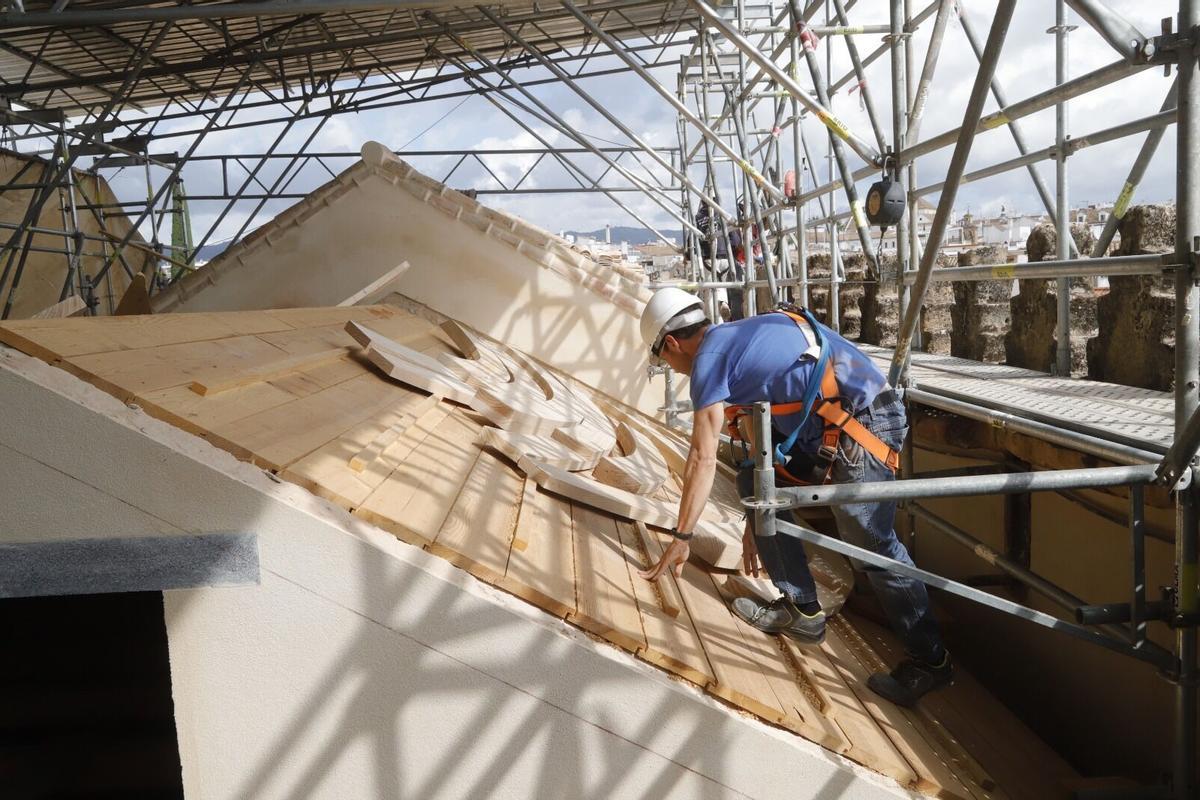 Comienza la instalación de la cúpula de madera de la capilla de la Anunciación de la Mezquita-Catedral