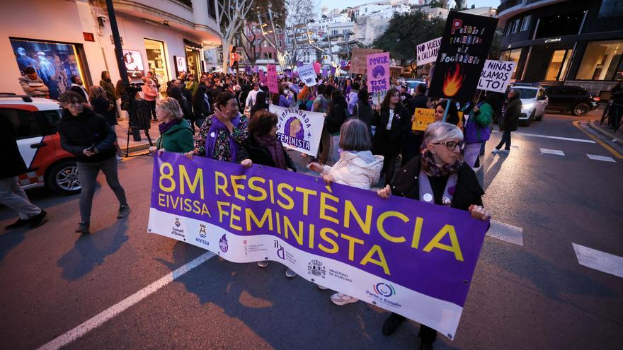 Manifestación del 8M en Ibiza: «La precariedad, la pobreza y la exclusión tienen rostro de mujer en el patriarcado»