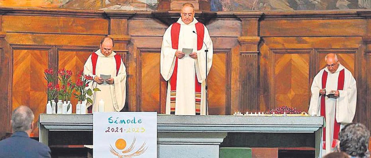 Una celebració de l&#039;Institut de Ciències Religioses (arxiu)