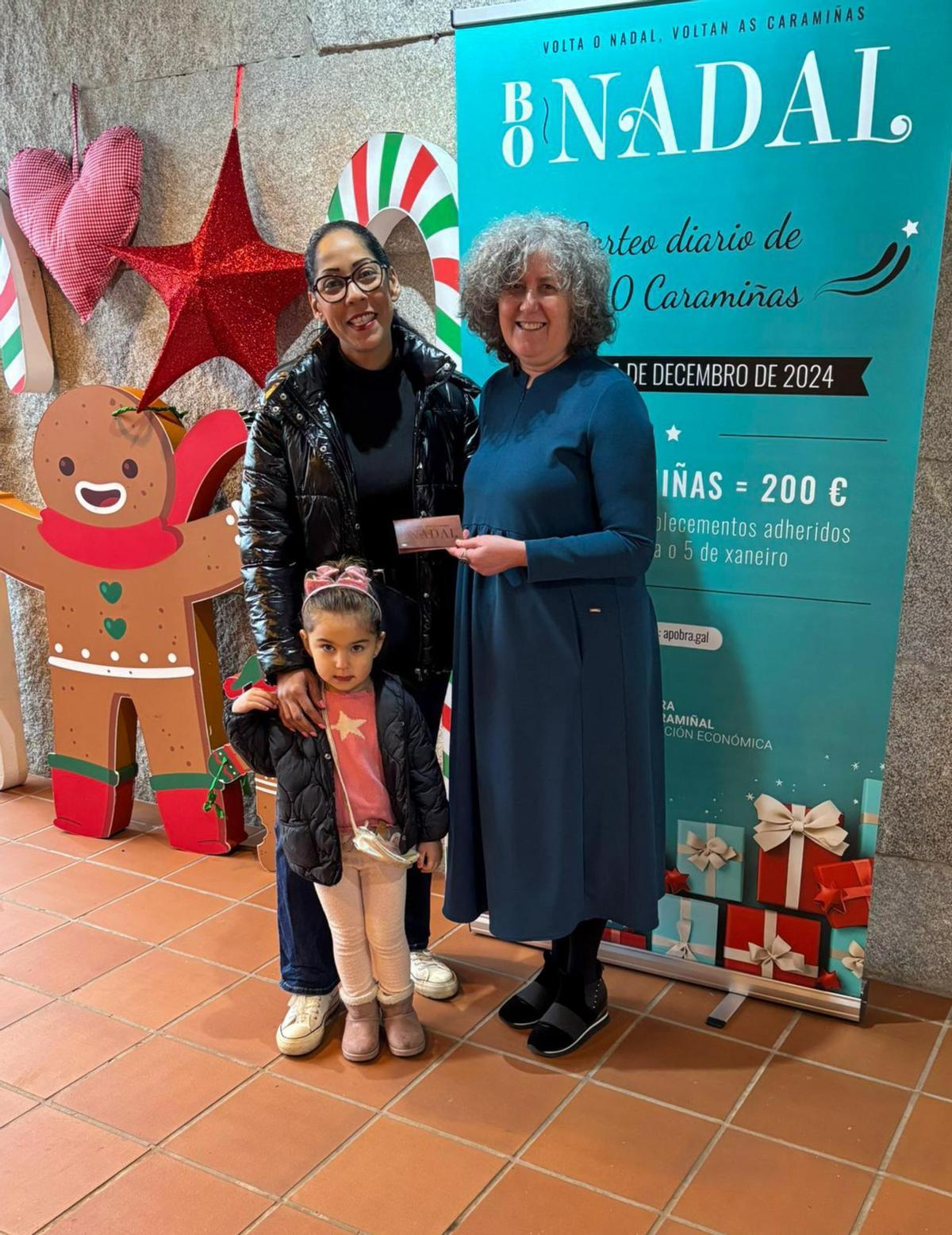 Ganadores de los vales de compra de 200 euros de la campaña de Navidad de A Pobra Ganadores de los vales de compra de 200 euros de la campaña de Navidad de A Pobra