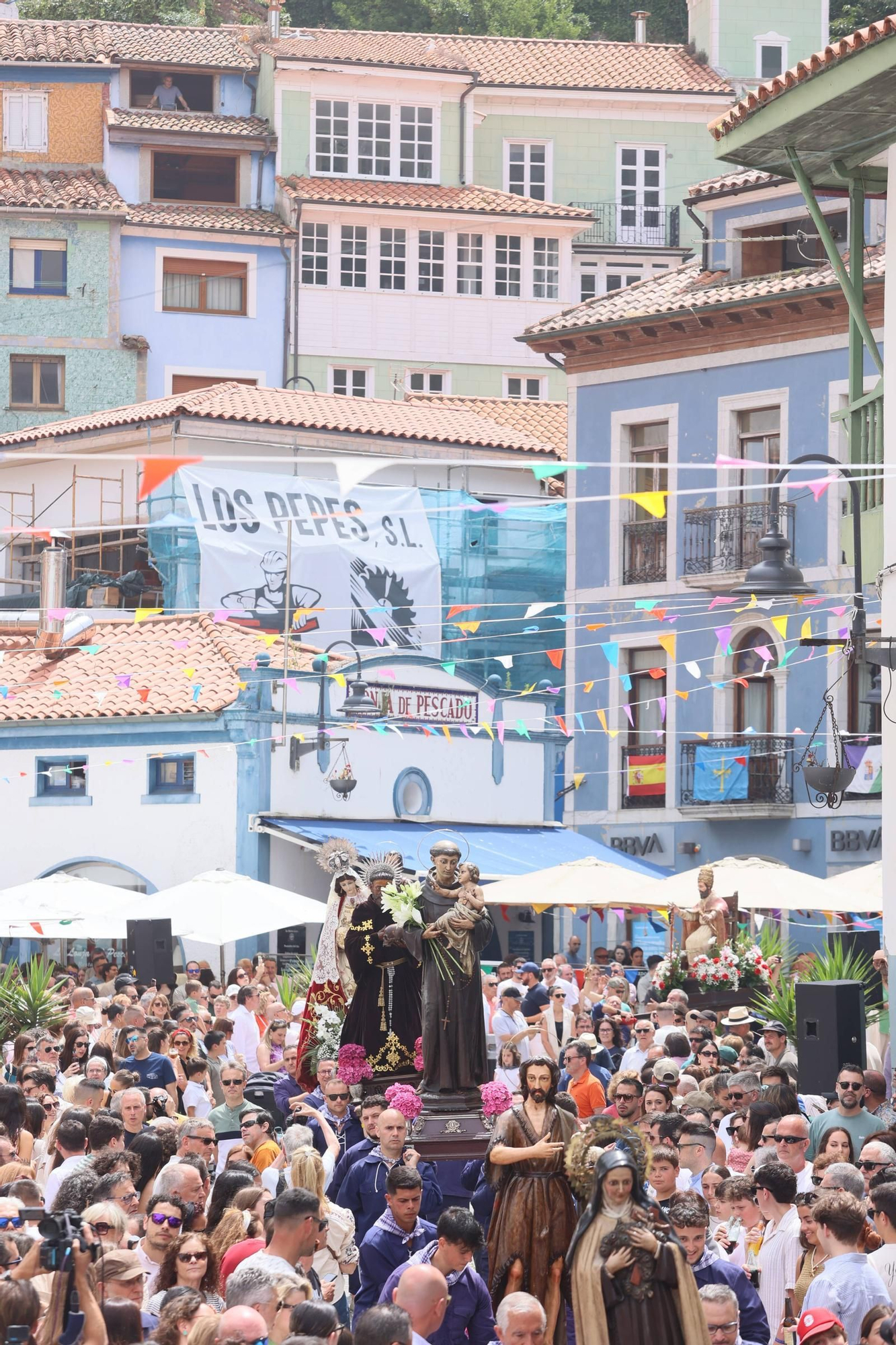 EN IMÁGENES: así fue el día de L'Amuravela en Cudillero