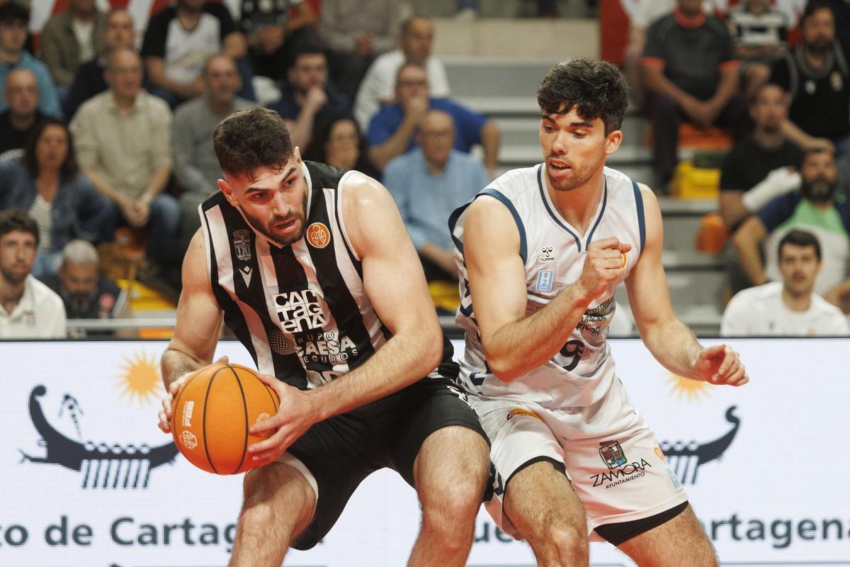 Las imágenes del partido Caesa Cartagena-Zamora Las imágenes del partido Caesa Cartagena-Zamora