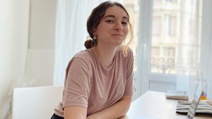 La creadora de contenido sostenible Laura Peinado publica Crea tu hogar sostenible.