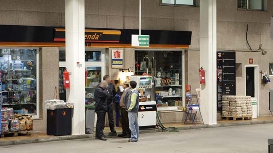 El último atraco tuvo lugar el sábadod en la gasolinera de Puxeiros.