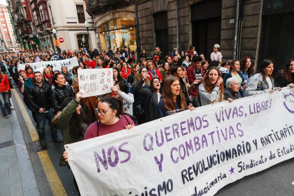 Manifestación por la condena a los integrantes de "La Manada" en Gijón.