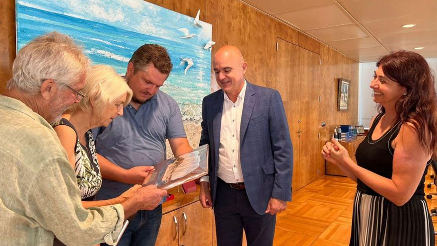 Homenaje al poeta Ben Clark en el Consell de Ibiza