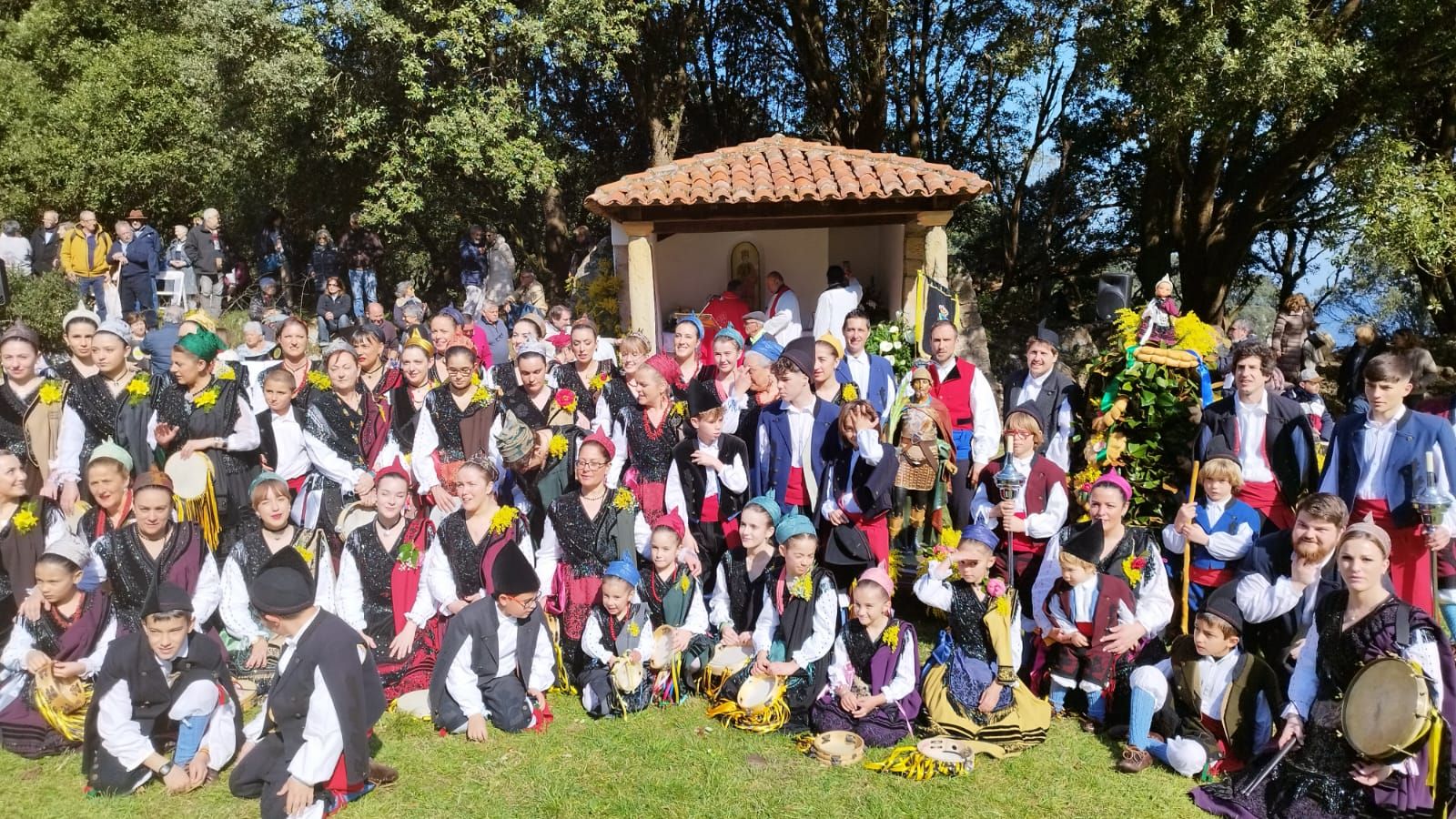 Pimiango celebra las fiestas de Santu Medé