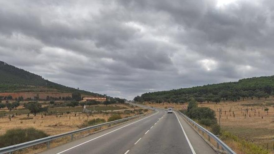 Una colisión por alcance deja cuatro heridos en la EX-109 en Cañaveral