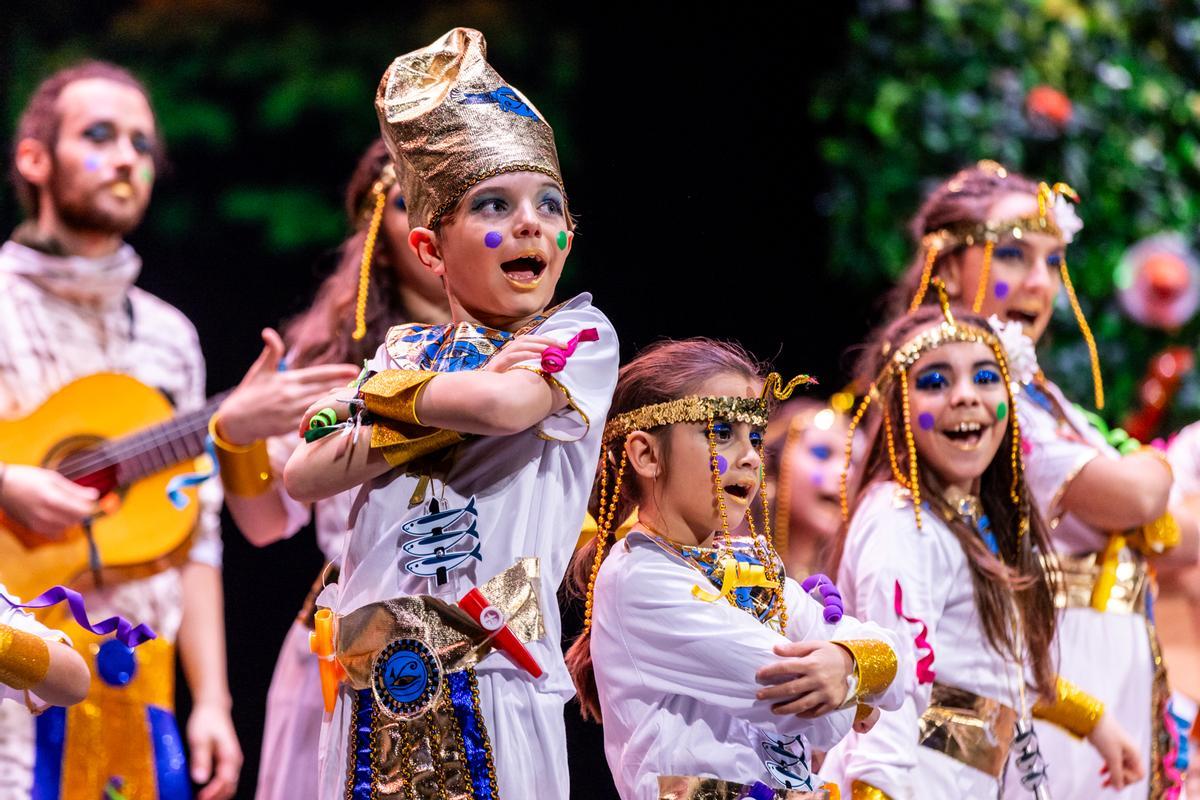 Murga infantil 'Los que vienen de Las Pirámides'