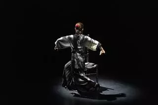 Todas las imágenes de 'Epílogo de un cante que se hizo baile', el homenaje a Isabel Bayón en la Bienal