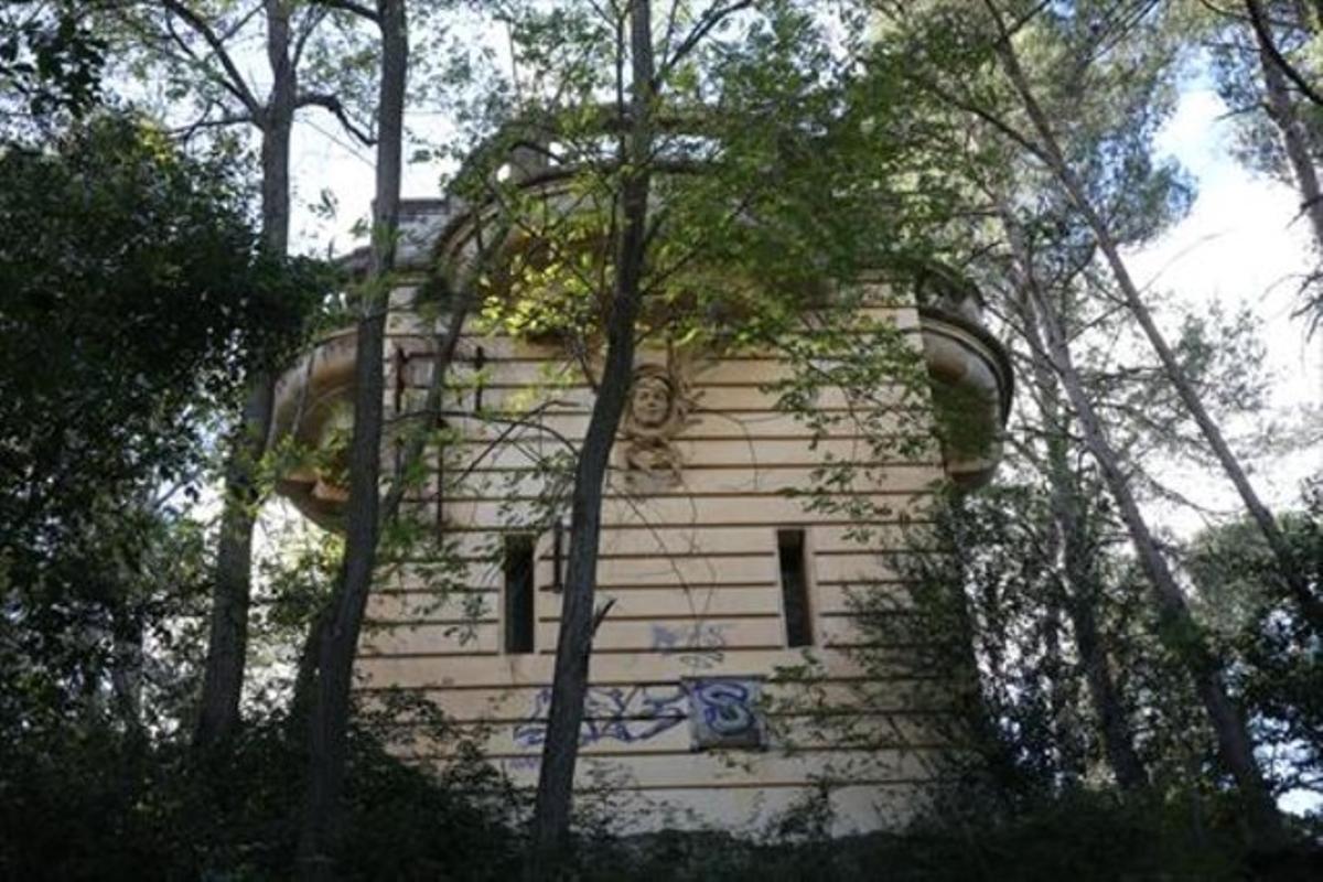 Los restos del antiguo mirador.