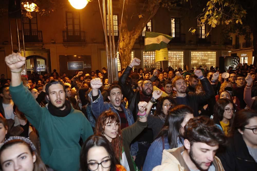 Miles de cordobeses protestan contra el fascismo