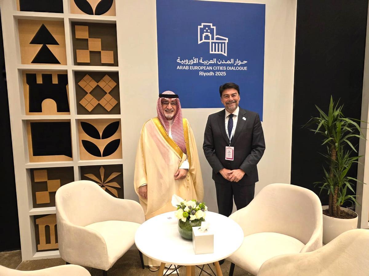 Luis Barcala se reunió este domingo con el alcalde de Jeddah, Saleh Ali AlTurki.