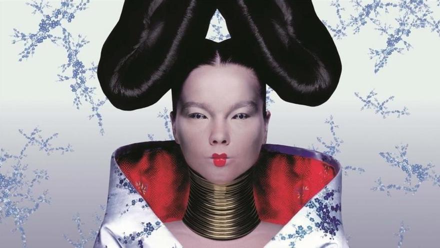 Björk pone a la venta su guardarropa para pagar su nuevo disco