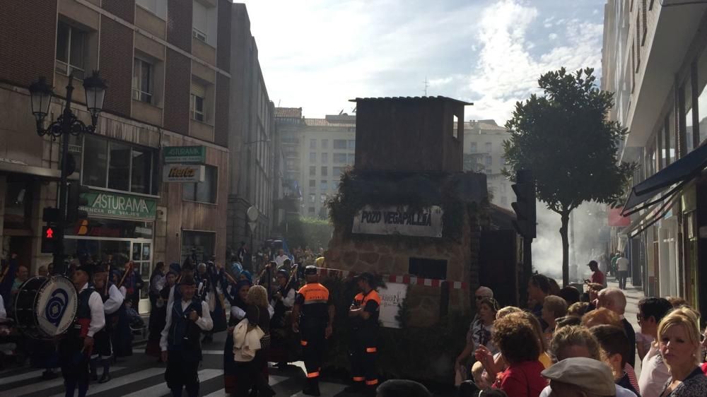 Desfile del Día de América en Asturias dentro de las fiestas de San Mateo de Oviedo