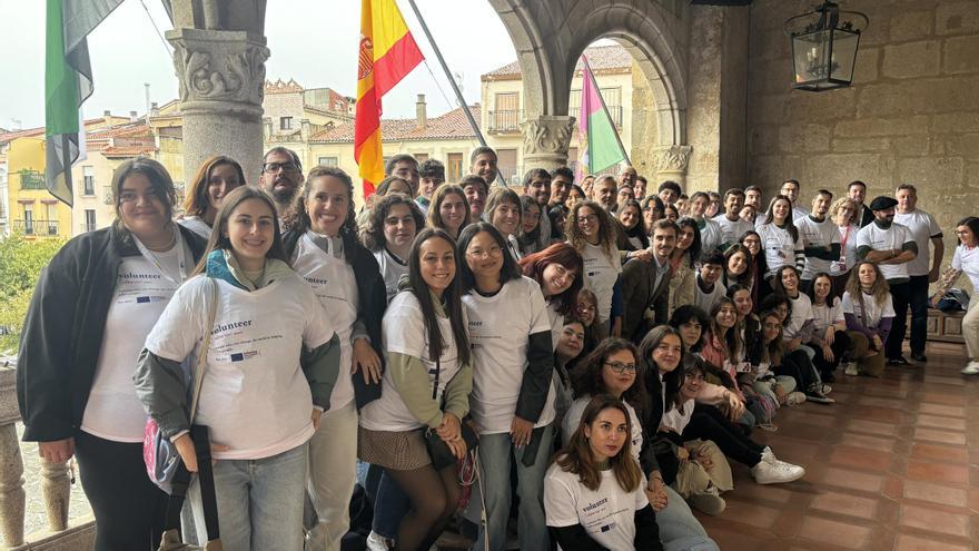 Plasencia recibe a más de 50 jóvenes del voluntariado europeo