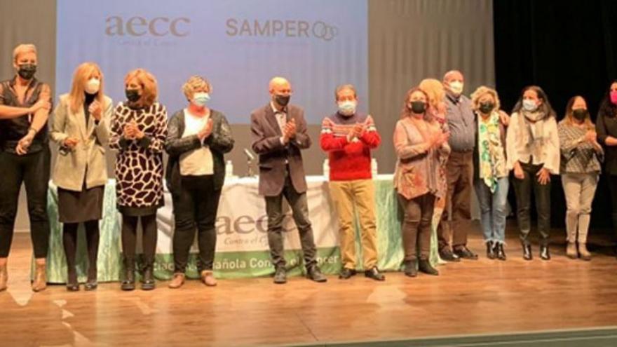 Organizadores y protagonistas del calendario presentaron la iniciativa en el Teatro de la Villa.  | SERVICIO ESPECIAL