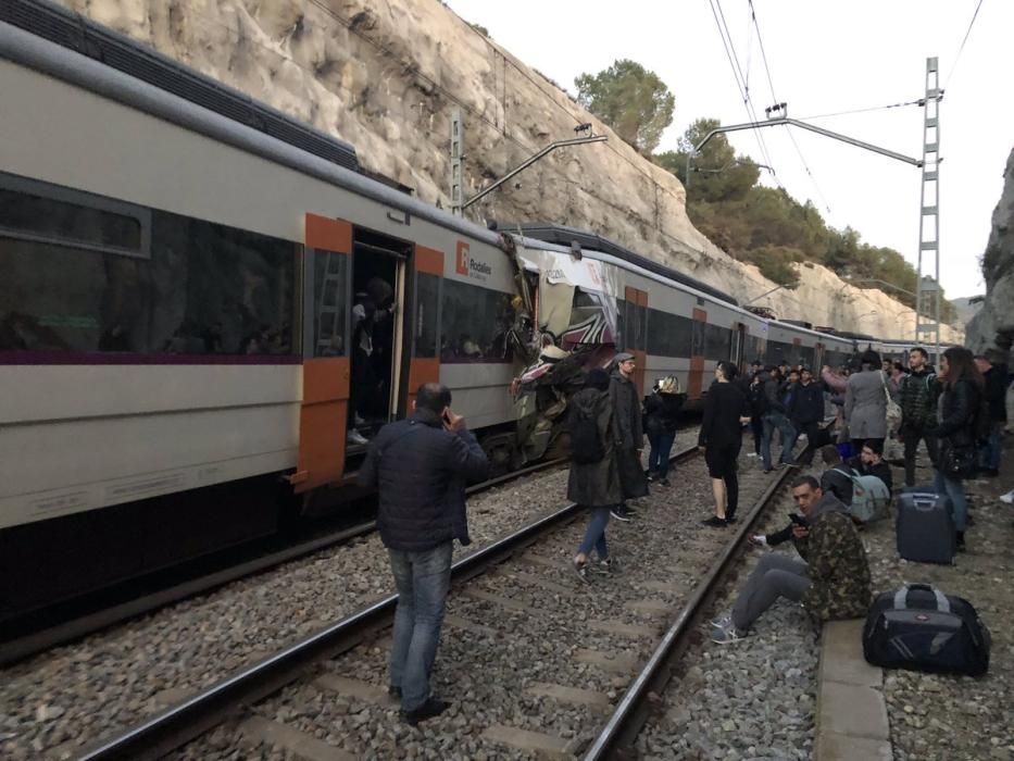 Accident entre dos trens entre Manresa i Sant Vicenç de Castellet