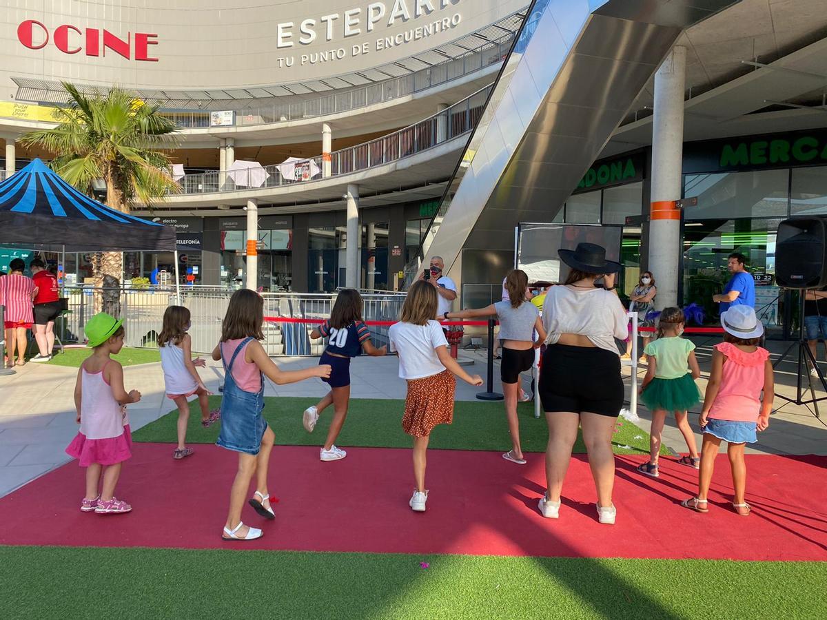 Estepark lleva a cabo propuestas destinadas a probar las habilidades de niños y adultos, etc