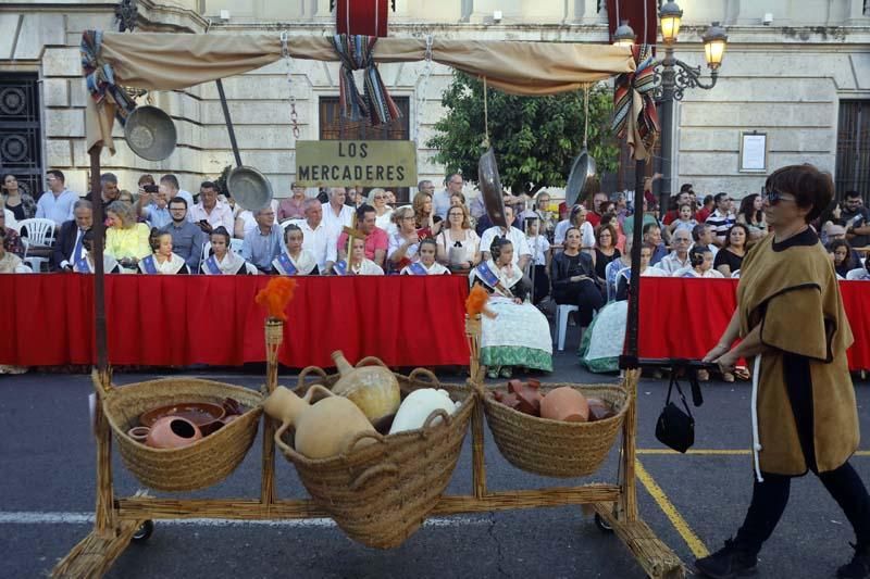 Actos del 9 d'Octubre: Desfile de Moros y Cristianos