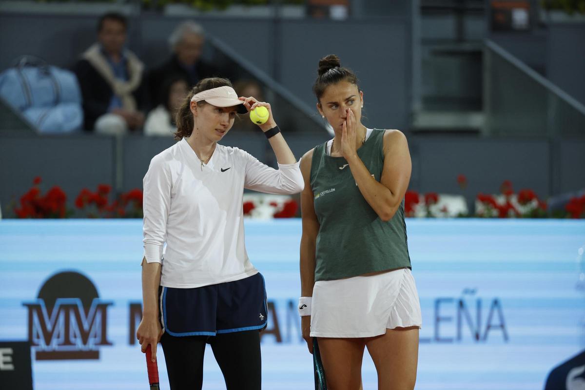 Las mejores imágenes de la final de dobles femenino del Mutua Madrid Open ganada por Sara Sorribes y Cristina Bucsa