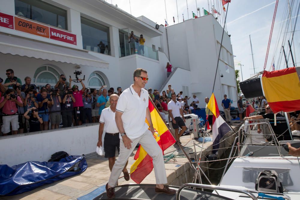 El Rey Felipe VI visita el Club Náutico de Palma