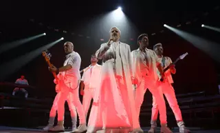 Miguel Bosé deslumbra en el Coliseum