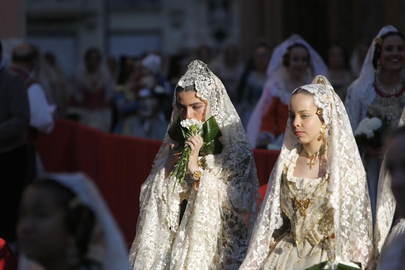 Comisiones falleras que han desfilado hasta las 18:00 horas.