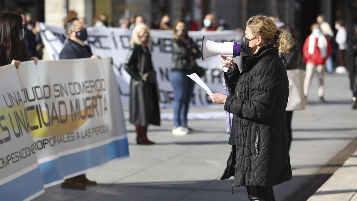 Protesta de los comerciantes avilesinos, el viernes pasado en El Parche.