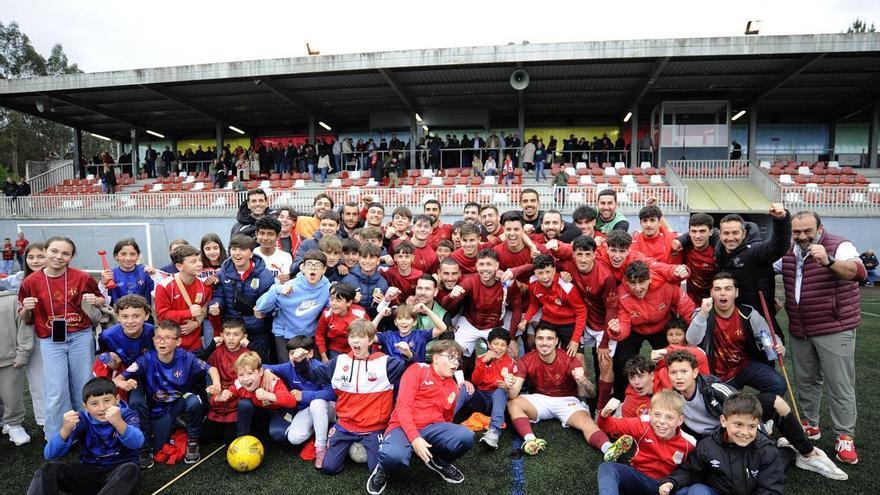 El Estradense vence al Barco y se enfrentará al Arteixo en las semifinales del play-off de ascenso a Segunda RFEF