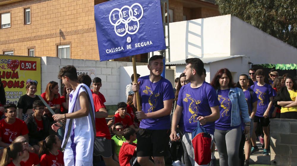 Más de 1.300 estudiantes de las comarcas de la Vega Baja y el Baix Vinalopó participan en la X edición de las Olimpiadas Clásicas.