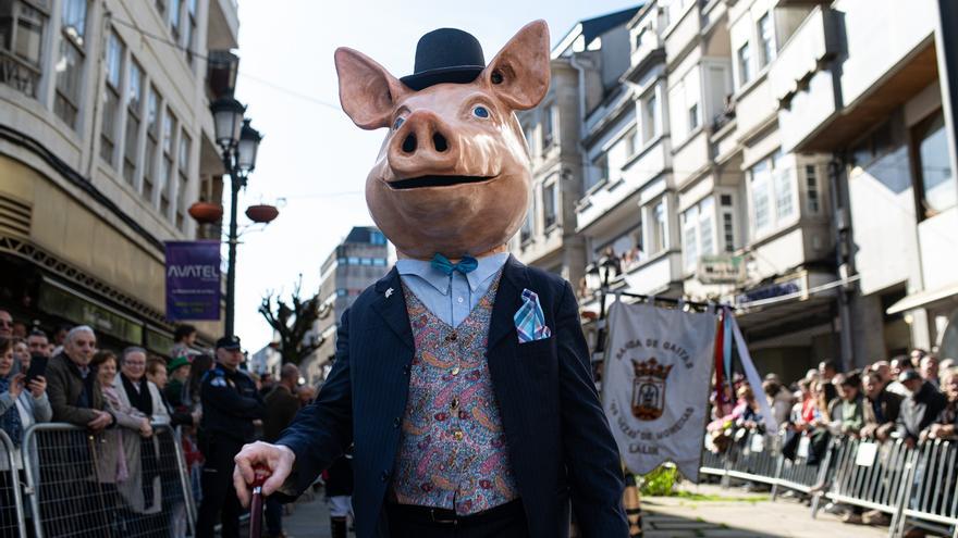 Lalín se echa a la calle en el día grande de la Feira do Cocido