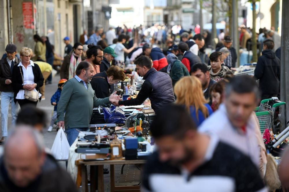 Feria de antigüedades en Pontevedra | Lo antiguo nunca pasa de moda