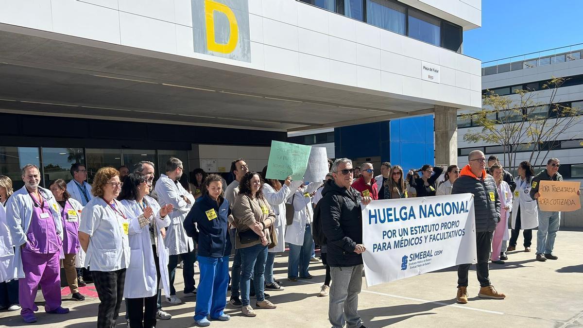 España no tiene médicos caros, tiene médicos sobreexplotados