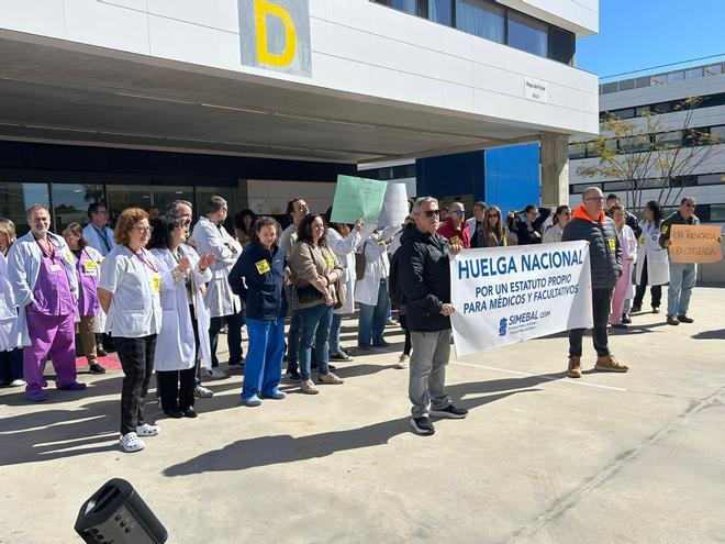 Los médicos retoman la huelga y dejan 76 operaciones y 3.882 consultas suspendidas en Baleares