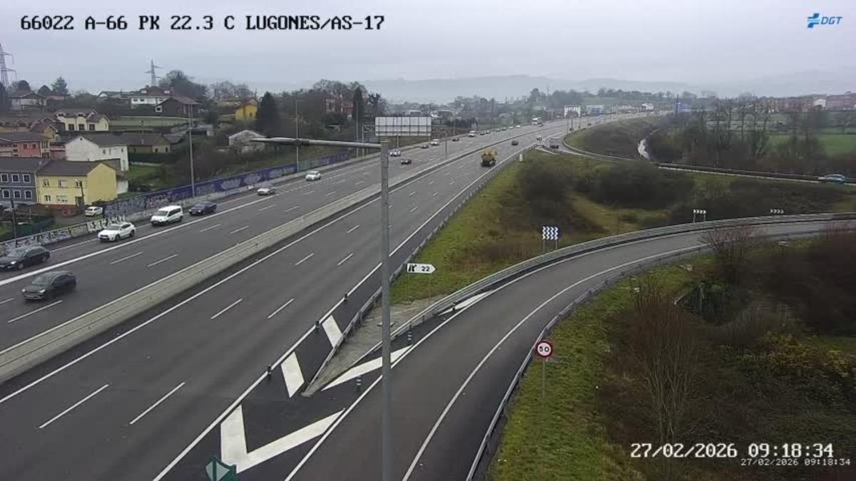 La A-66 a la altura de Lugones.
