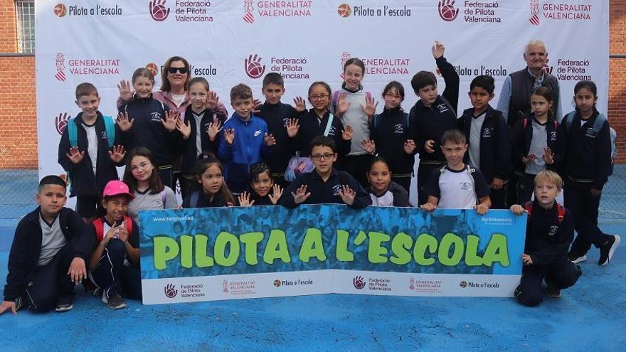Alumnat del Col·legi Parroquial San José Patronato de Tavernes de la Valldigna