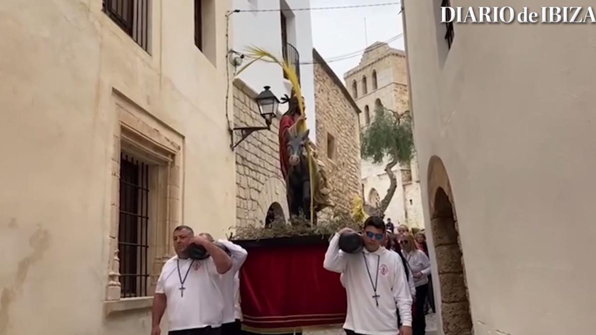 Así ha sido la procesión de la Borriquita en Ibiza