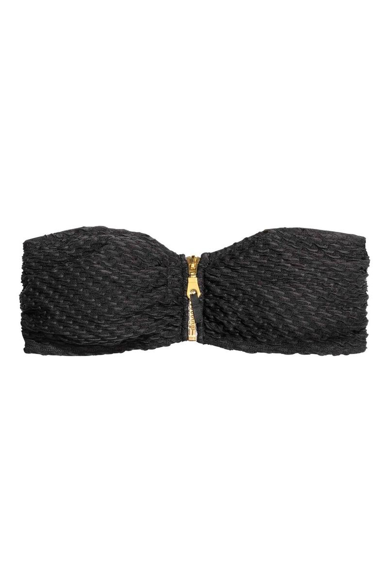 Bandeau negro con cremallera de H&M (7,99€)